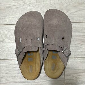 Women's Suede Slippers in Taupe
